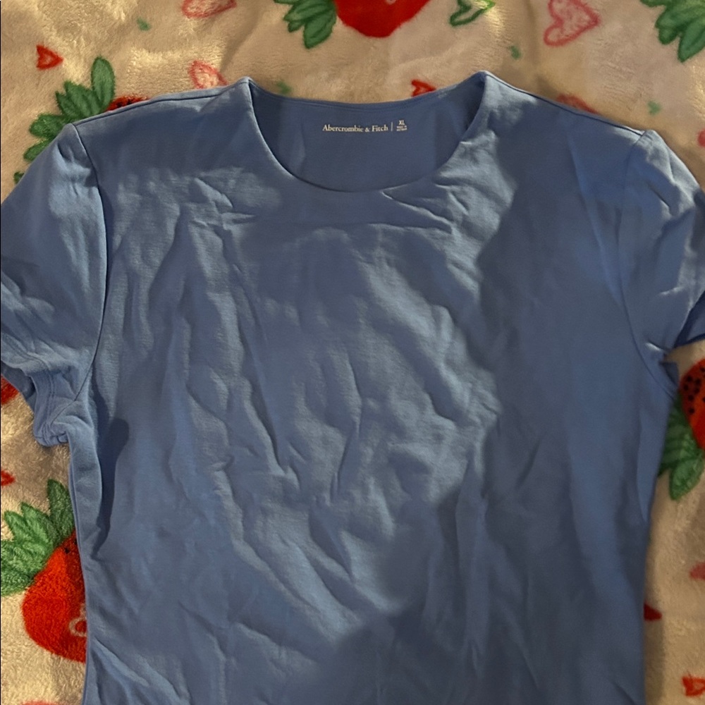 Abercrombie & Fitch Light Blue Short Sleeve Tee